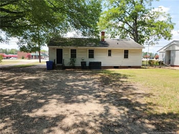 211 Owen Dr, Fayetteville, NC 28304