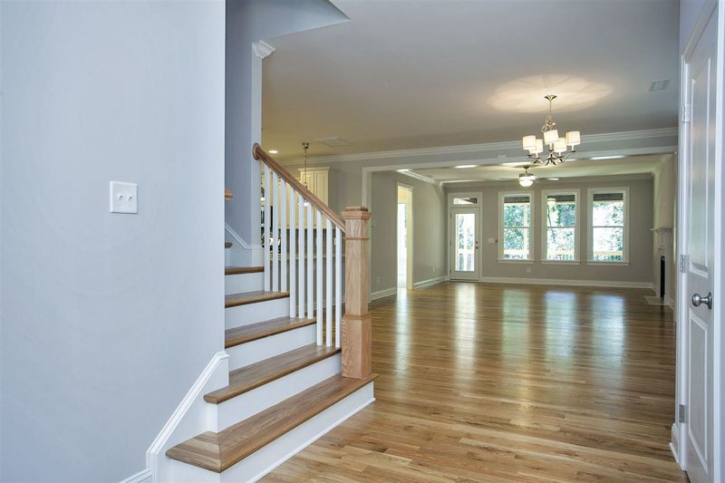 211 W Park St, Cary, NC 27511