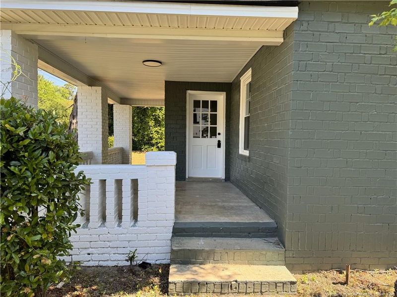 211 Pinecrest Dr, Fayetteville, NC 28305