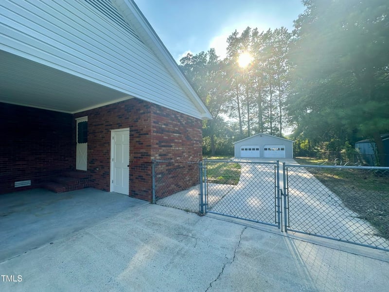 211 Proctor St, Goldsboro, NC 27530