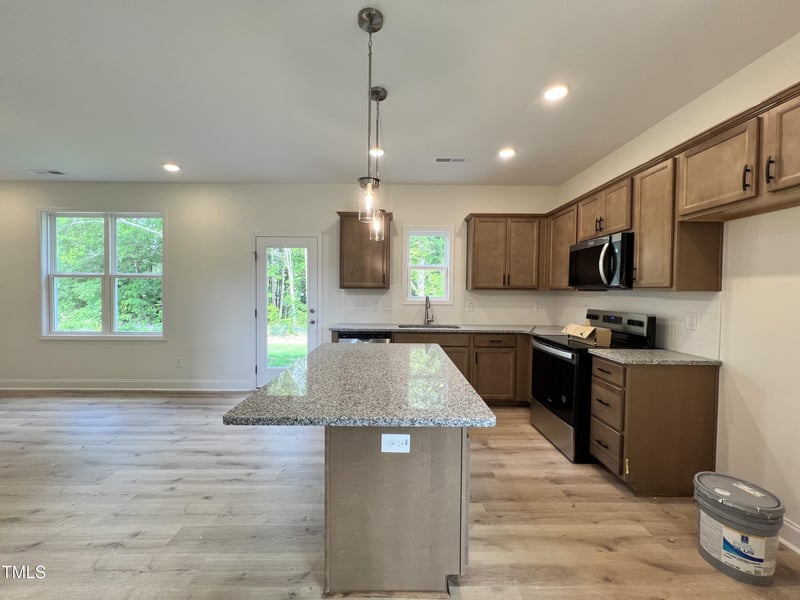 211 Saltgrass Ln, Smithfield, NC 27577