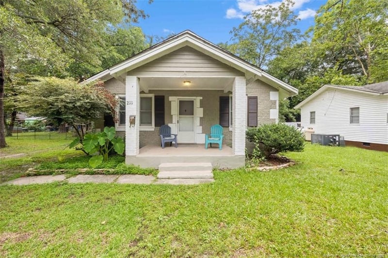 211 Sedberry St, Fayetteville, NC 28305
