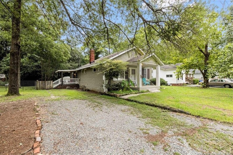 211 Sedberry St, Fayetteville, NC 28305