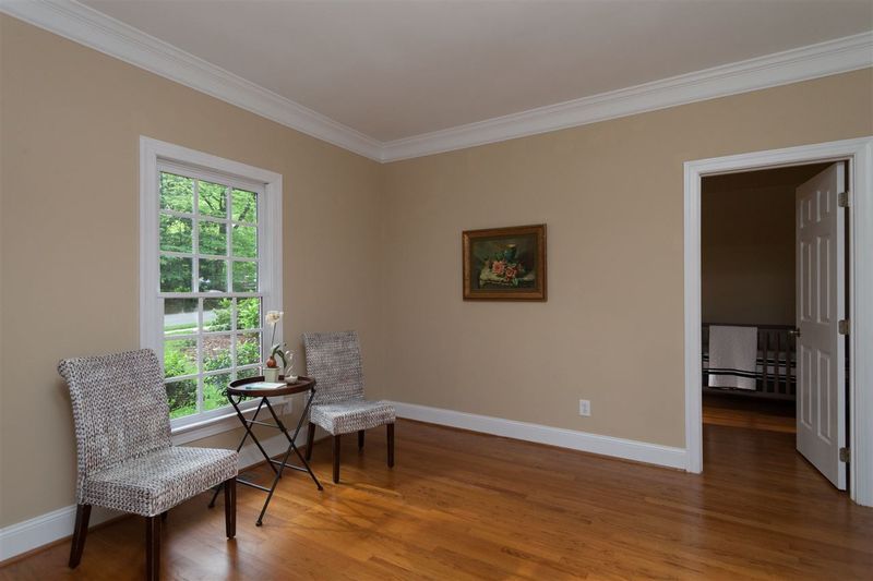 211 Shepherd St, Raleigh, NC 27607