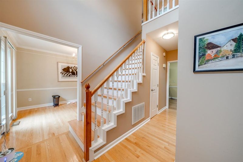 211 Smokemont Dr, Cary, NC 27513