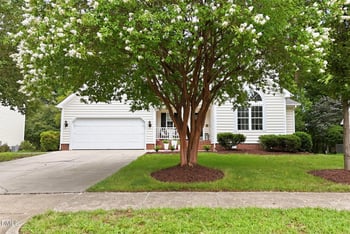211 Stablegate Dr, Cary, NC 27513