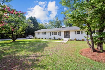 211 Stacy Weaver Dr, Fayetteville, NC 28311