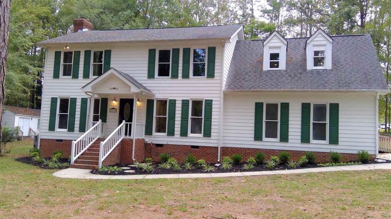 211 Stonebrook Dr, Clayton, NC 27250
