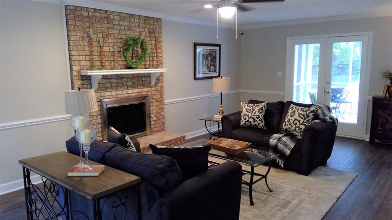 211 Stonebrook Dr, Clayton, NC 27250