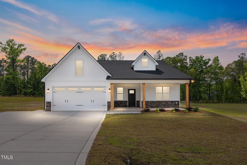 211 Thistle Ct, Sanford, NC 27332