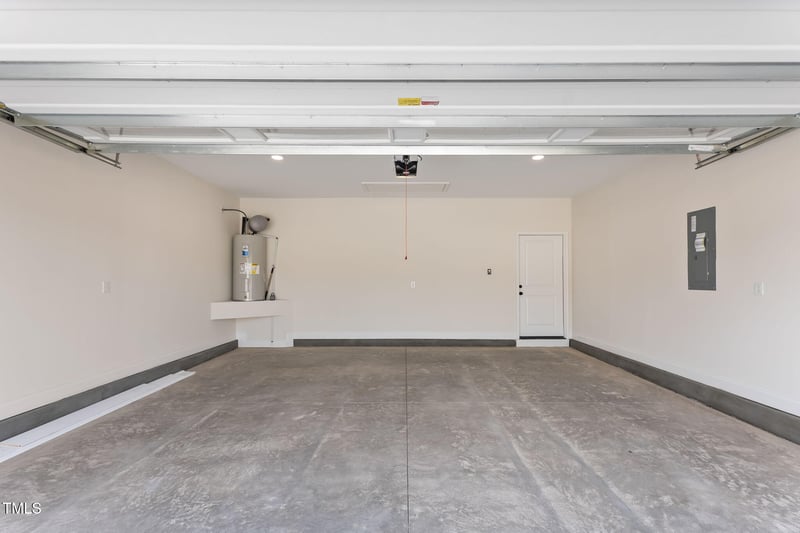 211 Thistle Ct, Sanford, NC 27332