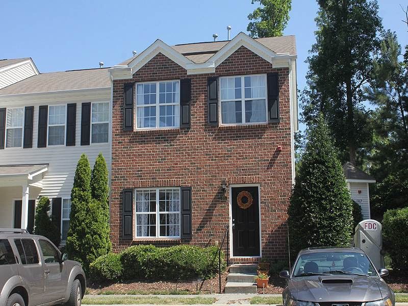 211 Trellis Ct, Chapel Hill, NC 27516