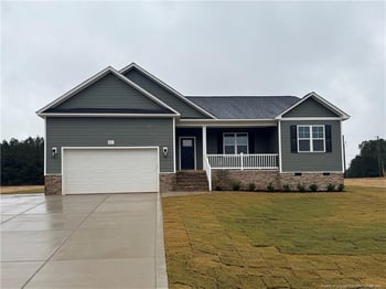 211 Uwharrie Way, Sanford, NC 27330