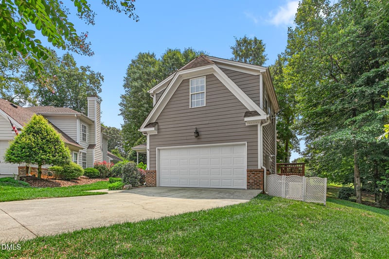 211 Walter Hagen Dr, Mebane, NC 27302