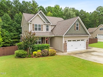 211 Wheeler Ct, Clayton, NC 27527