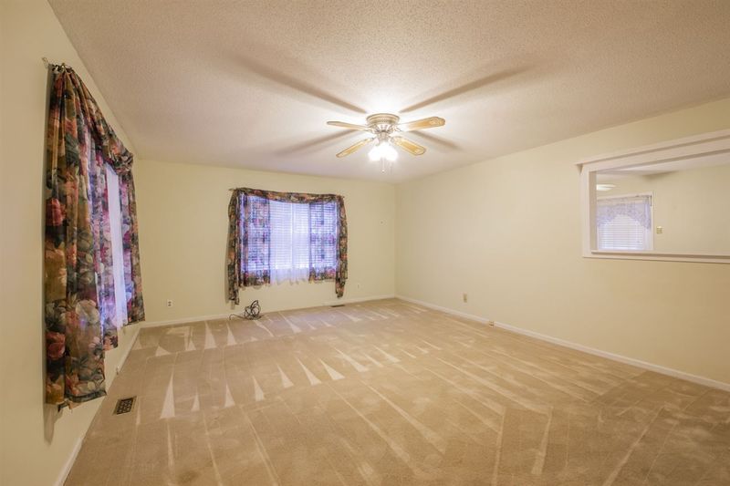 211 S Woodcrest St, Durham, NC 27703