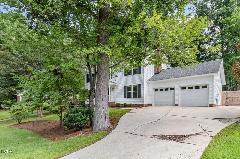 211 Wyatts Pond Ln, Cary, NC 27513
