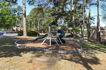 2110 Harlee St, Fayetteville, NC 28303