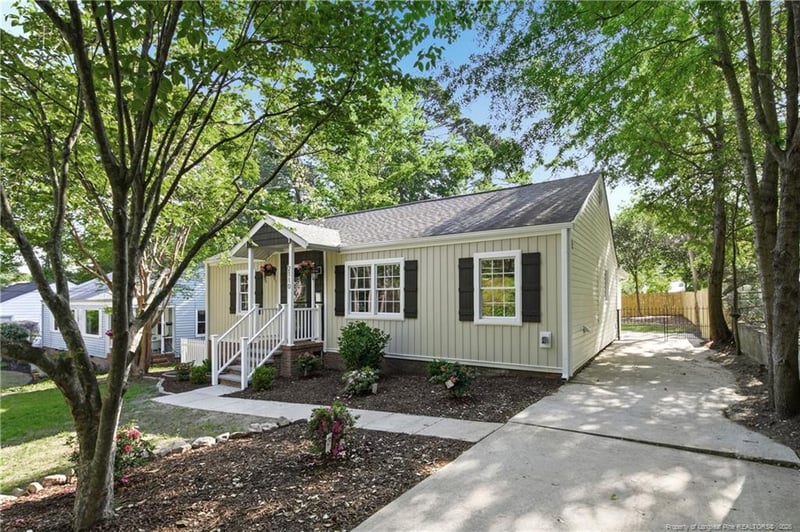 2110 Harlee St, Fayetteville, NC 28303
