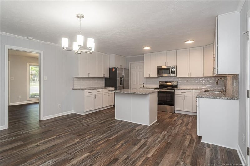 2110 Lombardy Dr, Fayetteville, NC 28304