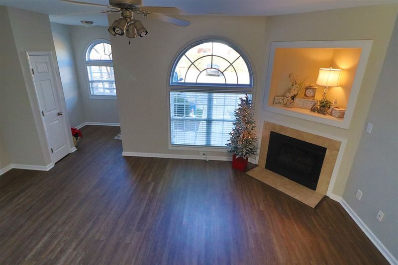 2110 Piney Brook Rd #105, Raleigh, NC 27614