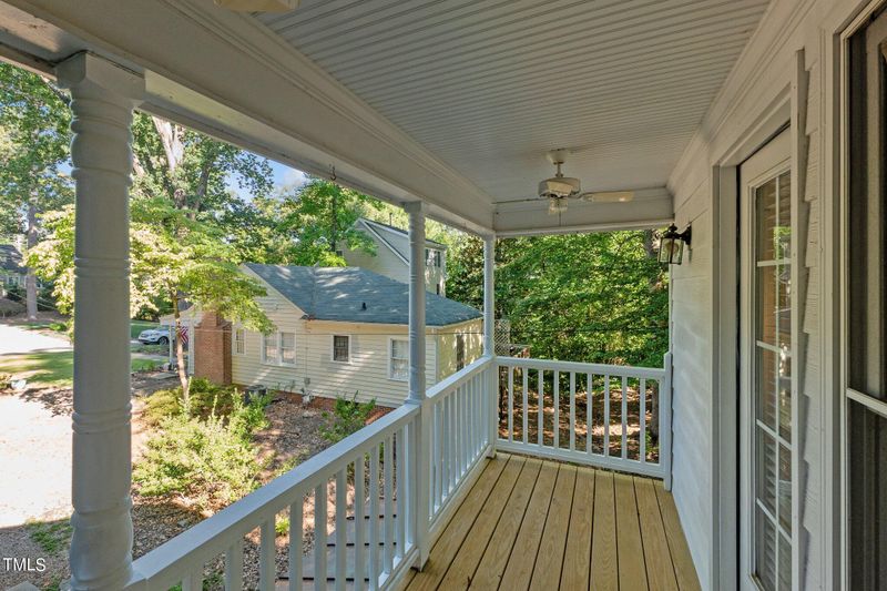 2110 Reaves Dr, Raleigh, NC 27608