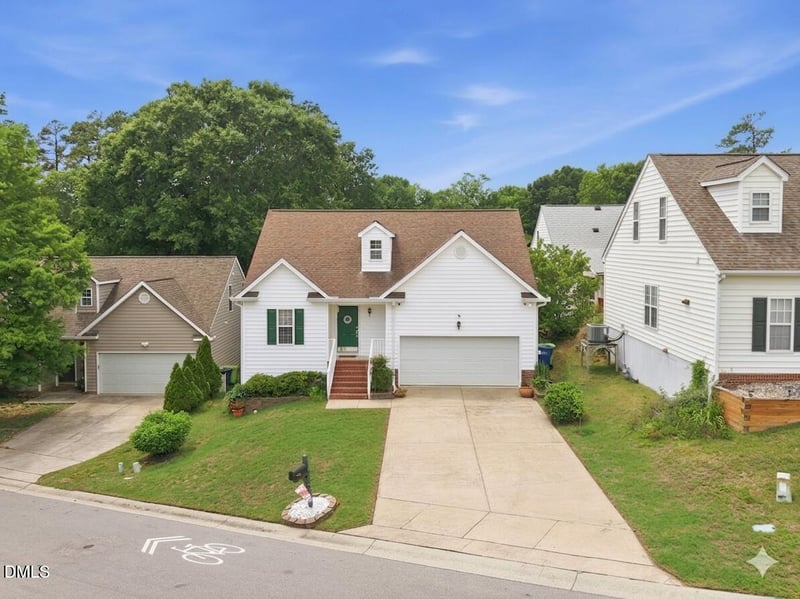2111 Castle Pines Dr, Raleigh, NC 27604