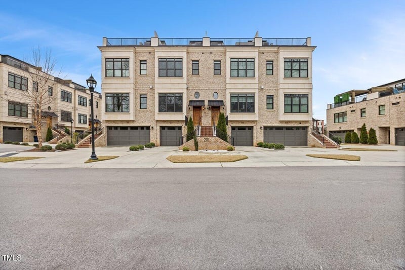 2111 Glover Ln #103, Raleigh, NC 27605