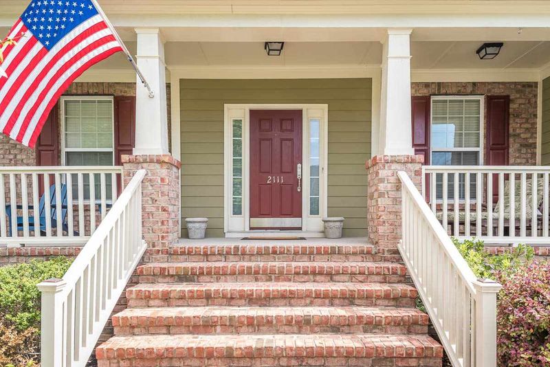 2111 Hemlock Hill Dr, Durham, NC 27703