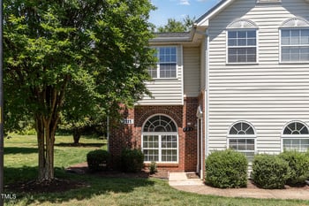 2111 Piney Brook Rd, Raleigh, NC 27614