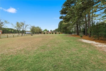 2111 Sunburst Ct, Fayetteville, NC 28312