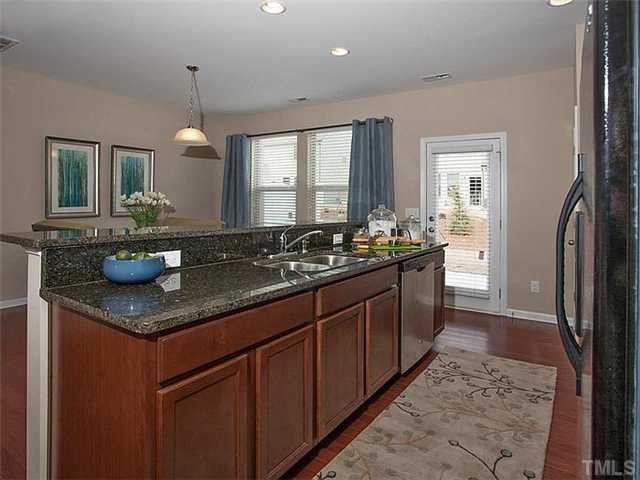 2111 Sunny Cove Ln, Raleigh, NC 27610