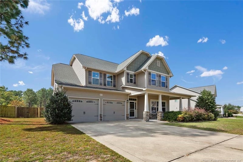 2111 Yates Ranch Rd, Hope Mills, NC 28348