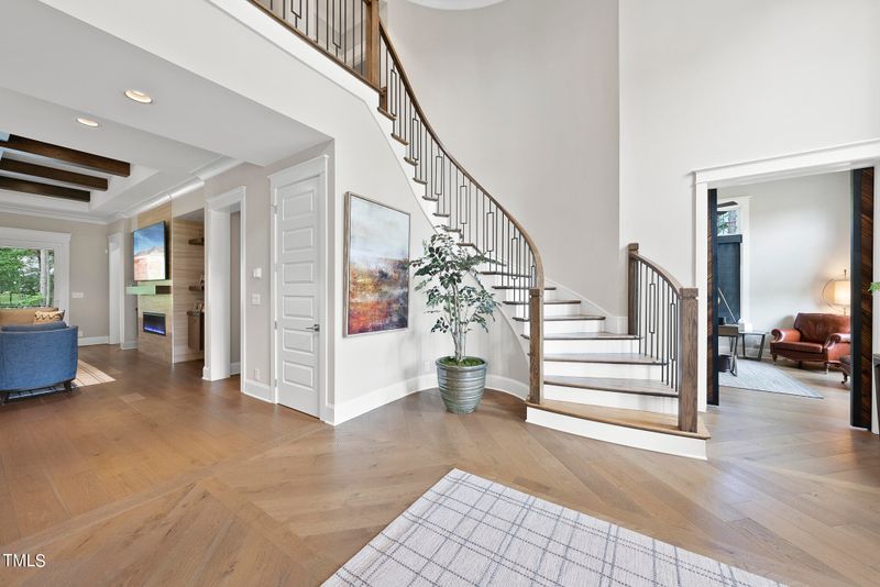 2112 Camber Dr, Wake Forest, NC 27587