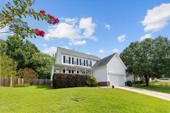2112 Echo Glen Ln, Apex, NC 27523