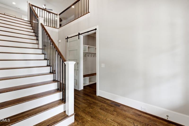 2112 Kipawa St, Raleigh, NC 27607