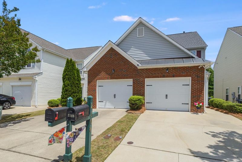 2112 Persimmon Ridge Dr, Raleigh, NC 27604