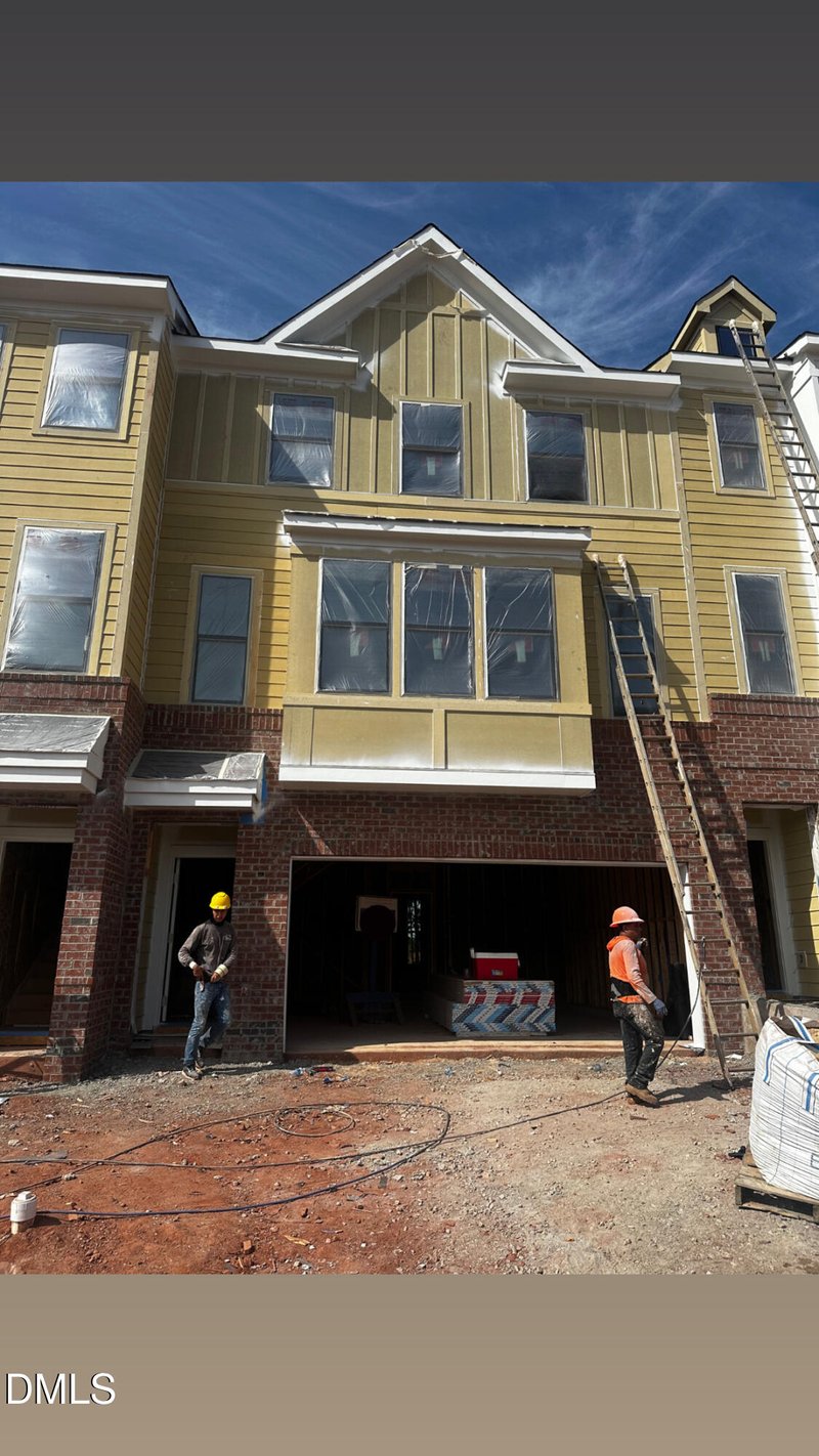 2112 Pink Peony Cir #149, Durham, NC 27703