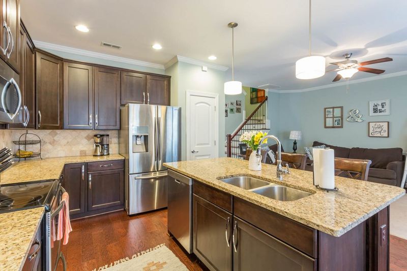 2112 Scarlet Maple Dr, Raleigh, NC 27606