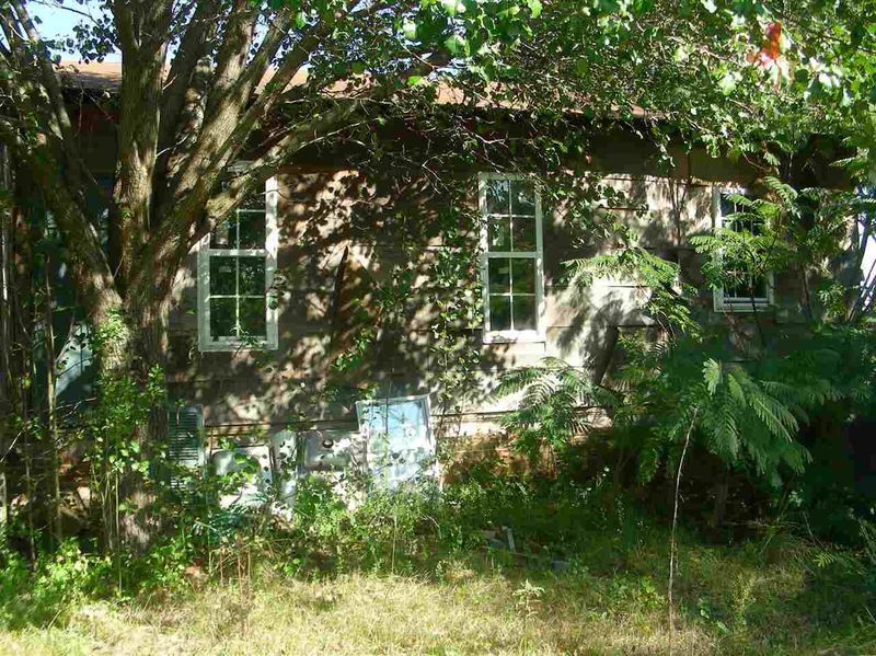 2112 Seven Paths Rd, Louisburg, NC 27549