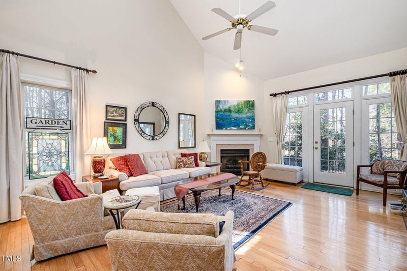 2112 White Pond Ct, Apex, NC 27523