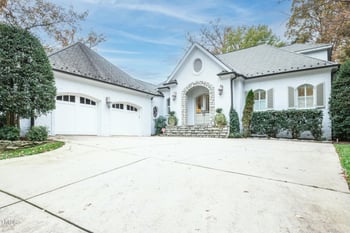 2113 Buckingham Rd, Raleigh, NC 27607