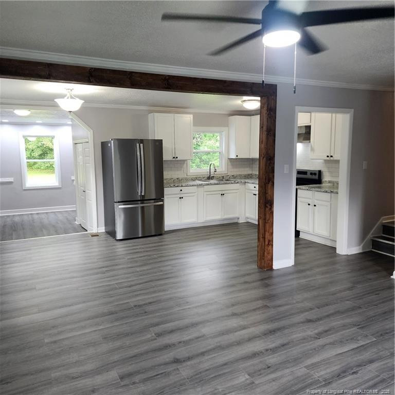 2113 Coinjock Cir, Fayetteville, NC 28304