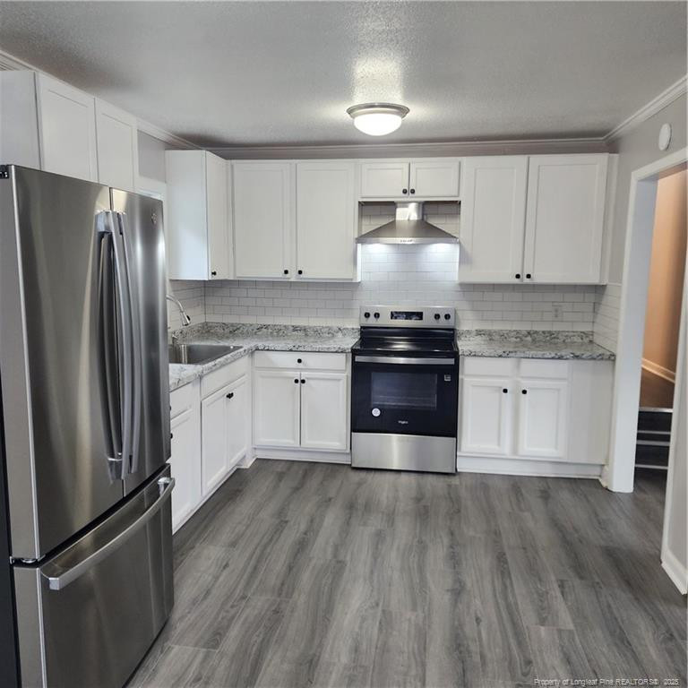 2113 Coinjock Cir, Fayetteville, NC 28304