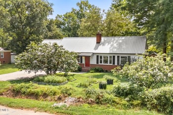 2113 Henslowe Dr, Raleigh, NC 27603