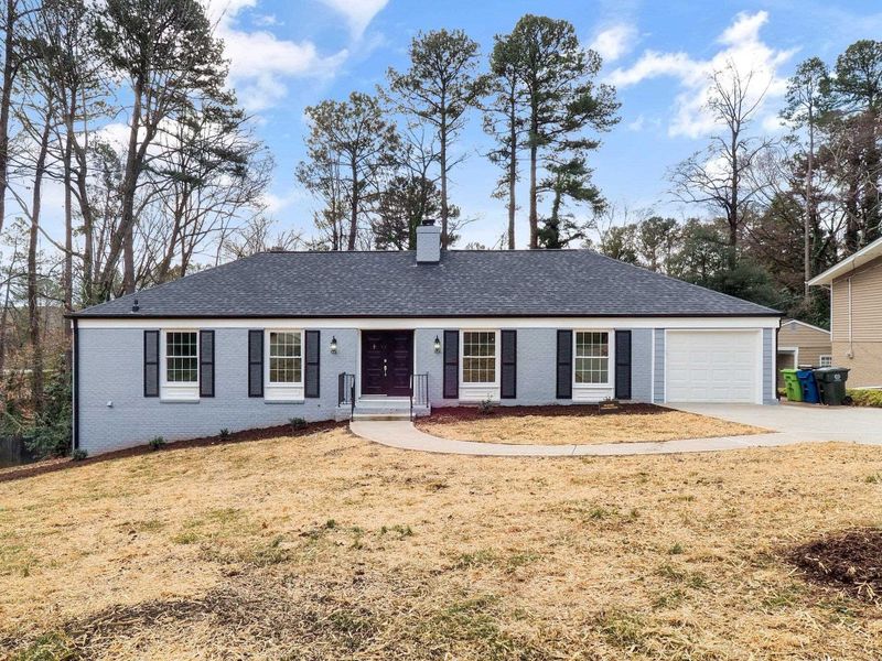 2113 Hillock Dr, Raleigh, NC 27612