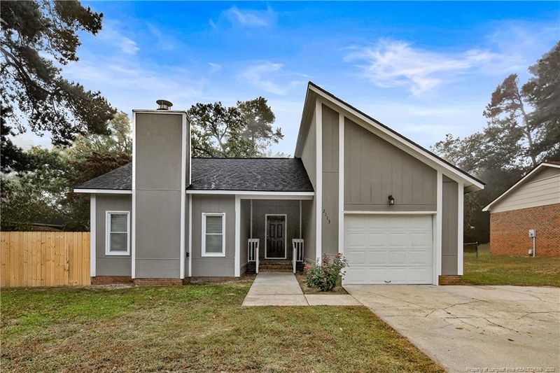 2113 Lakeridge Dr, Fayetteville, NC 28304