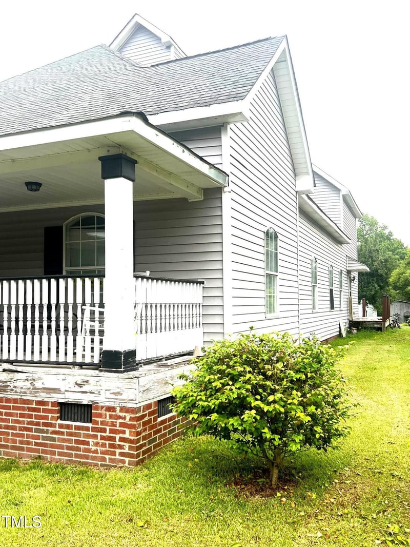2113 Lee , Sanford, NC 27330