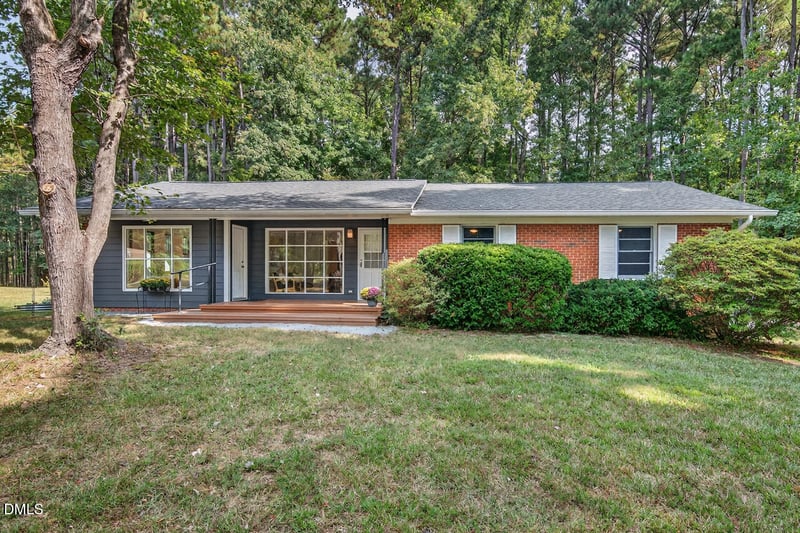 2113 Nc 54 , Chapel Hill, NC 27517