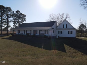 2113 Nc 55 , Coats, NC 27521